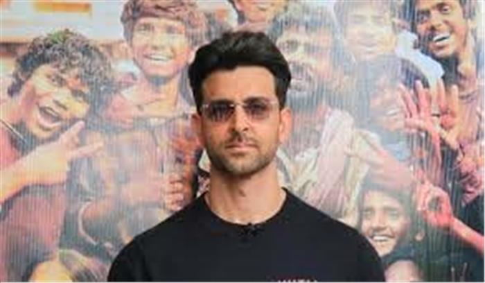 जब फिल्म सुपर 30 की कक्षा से पहली बार मिले थे ऋतिक जब फिल्म सुपर 30 की कक्षा से पहली बार मिले थे ऋतिक