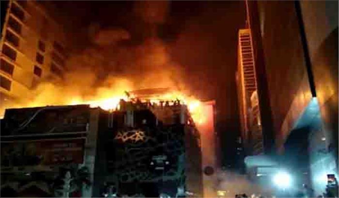 मुंबई अग्निकांड पर बॉलीवुड हस्तियों ने जताया दुख