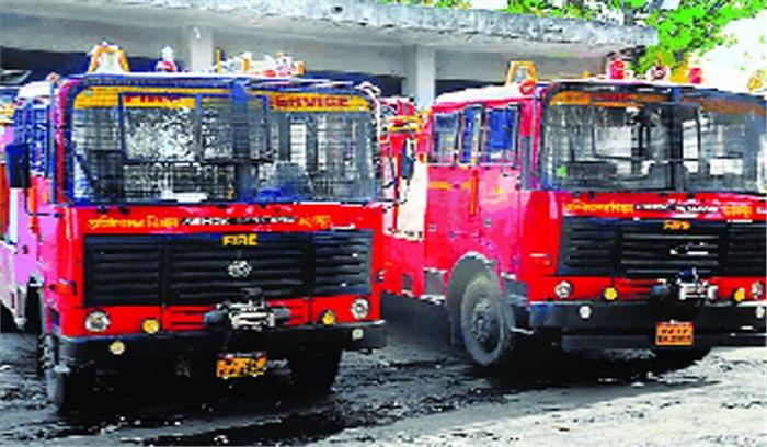 पेट्रोल पंपों का विभाग पर करीब 32 लाख रुपए बकाया