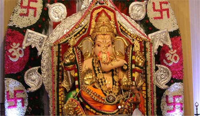 पांच संकल्प के साथ विदा हुए गणपति, सितारे लगा रहे हैं हाजिरी पांच संकल्प के साथ विदा हुए गणपति, सितारे लगा रहे हैं हाजिरी