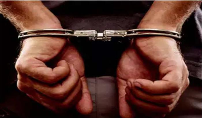 एक ही फ्लैट को कई बार बेचने के आरोप में बिल्डर गिरफ्तार