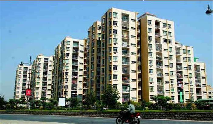 बिल्डरों के बस में नहीं 50 हजार खरीदार को फ्लैट देना