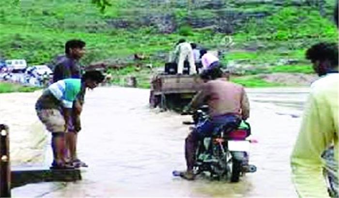 महानदी से सटे 65 गांवों में मंडराया बाढ़ का खतरा