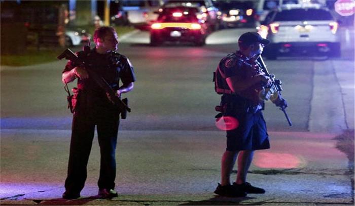 फ्लोरिडा में गोलीबारी में दो पुलिसकर्मियों की मौत