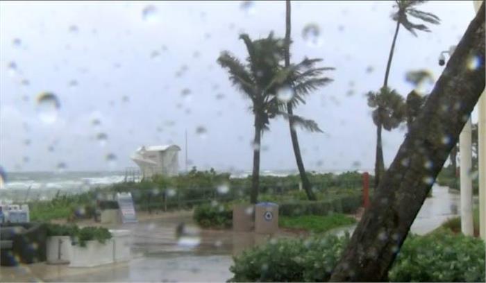 उष्णकटिबंधीय तूफान अल्बटरे ने दी फ्लोरिडा में दस्तक