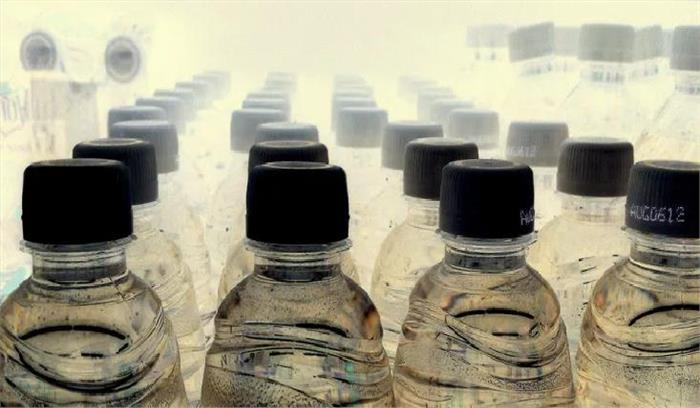 बिना लाइसेंस चल रही पानी की फैक्ट्री, सील