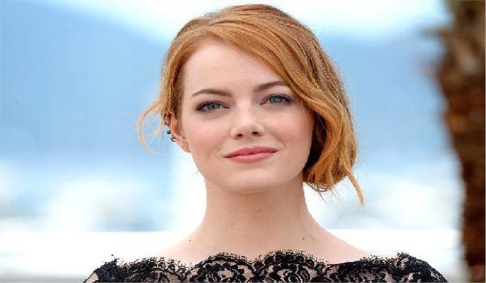 एमा स्टोन सबसे अधिक कमाई वाली अभिनेत्री