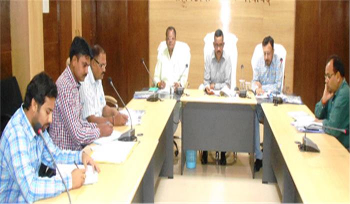 लघु वनोपजों की बिक्री समर्थन मूल्य पर ही करें: कलेक्टर लघु वनोपजों की बिक्री समर्थन मूल्य पर ही करें: कलेक्टर