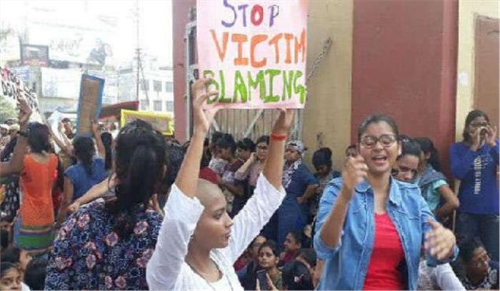 पूर्व कांग्रेस सांसद कमलनाथ ने बीएचयू घटना की निंदा की