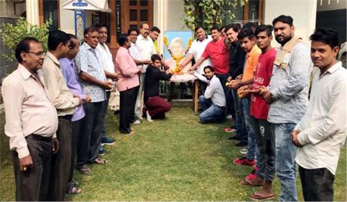 युग प्रवर्तक महिला थी इंदिरा गांधी : सिंगला