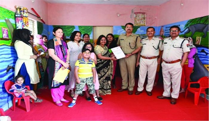 जिला कारागार में बाल एवं महिला पुस्तकालय की हुई शुरुआत