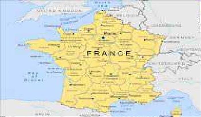 फ्रांस: राष्ट्रपति चुनाव के लिए मतदान जारी, सुरक्षा कड़ी