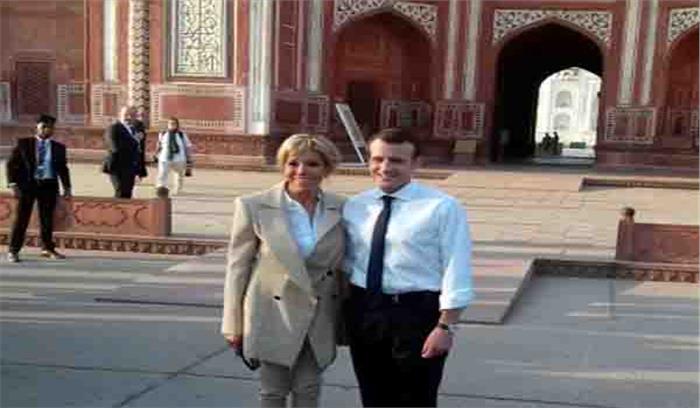 फ्रांस के राष्ट्रपति ने किया ताजमहल का दीदार