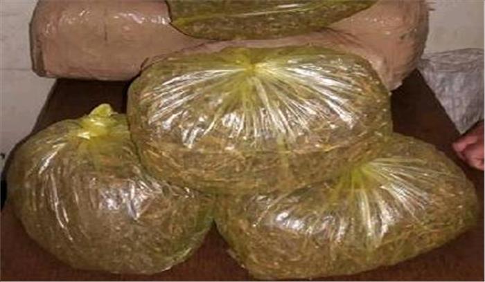 मालगाड़ी की बोगी में मिला 6 क्विंटल गांजा