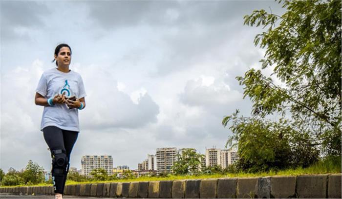 कश्मीर से लेकर कन्याकुमारी तक पैदल यात्रा पर निकली सृष्टि बख्शी