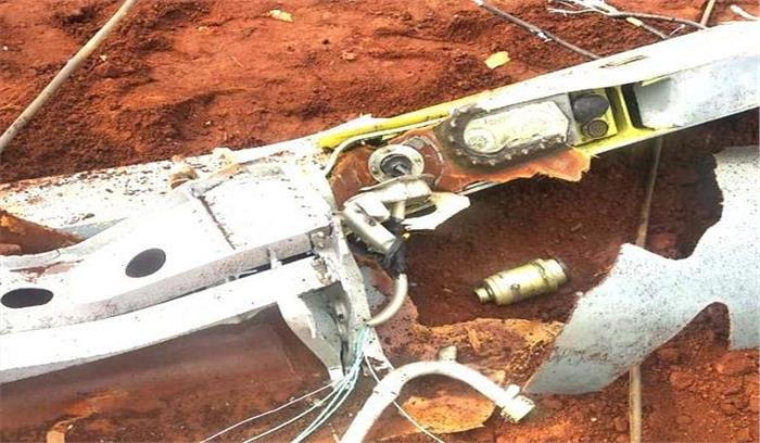 तमिलनाडु : तेजस विमान का ईंधन टैंक खेत में गिरा