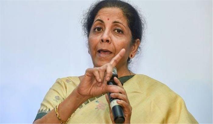 सरकार अर्थव्यवस्था में सुधार के अतिरिक्त उपायों के लिए प्रतिबद्ध : सीतारमण