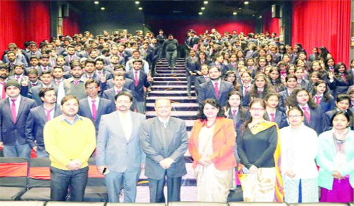 दृढ़ इच्छा शक्ति से लक्ष्य को किया जा सकता है हासिल : प्रो. संजीव