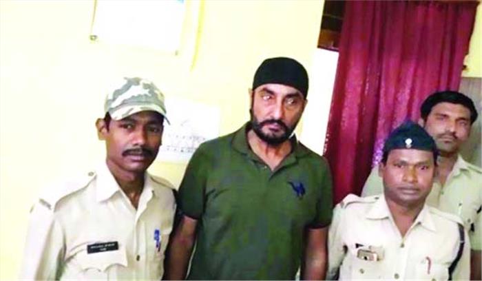 लाखों की ठगी, फर्जी कंपनी का संचालक गिरफ्तार