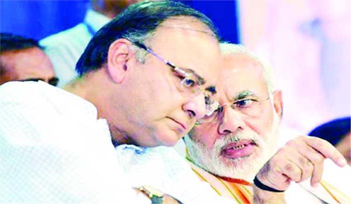 जीएसटी से बैकफुट पर केंद्र सरकार, मंथन शुरू