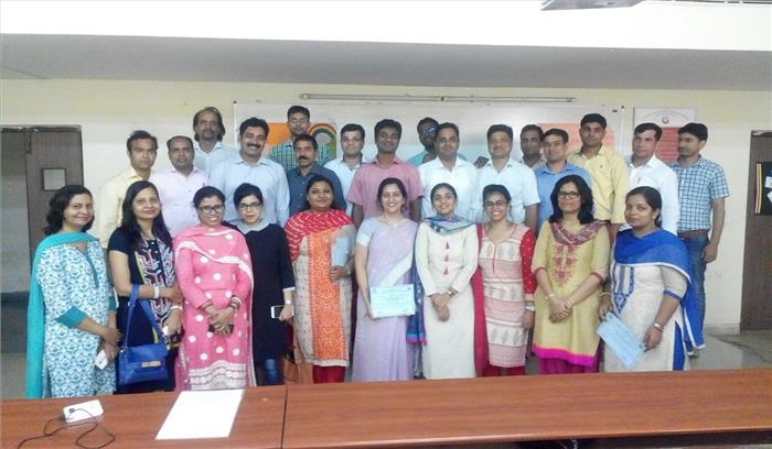 शिक्षक विकास कार्यक्रम में तकनीकी सिद्धांत व पर्यावरणीय ऊर्जा पर हुई चर्चा