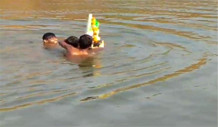 गणेश विसर्जन के दौरान डूबने से एक व्यक्ति की मौत
