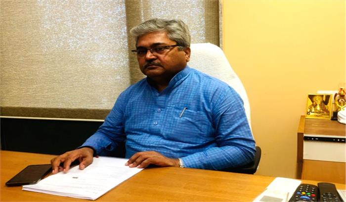 टुकड़े-टुकड़े गैंग के साथ खड़े केजरीवाल, दंगाइयों को देते हैं 5 लाख : भाजपा उपाध्यक्ष टुकड़े-टुकड़े गैंग के साथ खड़े केजरीवाल, दंगाइयों को देते हैं 5 लाख : भाजपा उपाध्यक्ष