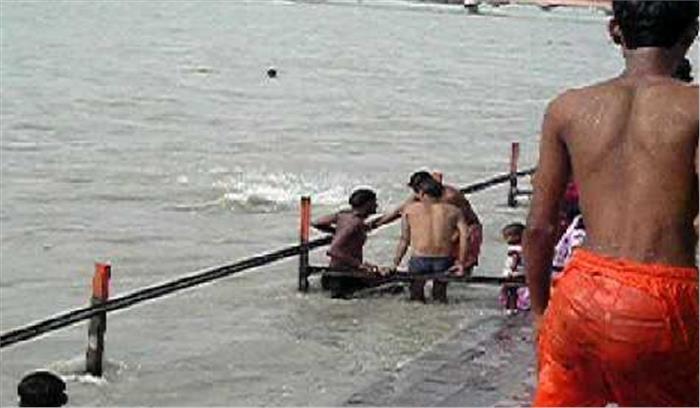 गंग नहर में सेल्फी लेने से दर्ज होगा मामला