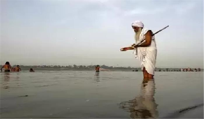 गंगा को व्यावसायिक नदी बना रही सरकार  : जलपुरुष