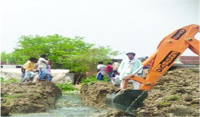 पार्षद हबीबुन्निसा के प्रयासो से वार्डवासियों को मिली गंदगी से राहत