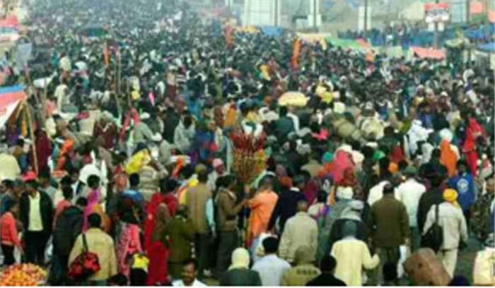 गंगा, यमुना और सरस्वती के संगम तट पर लाखों श्रद्धालुओं ने डुबकी लगाई