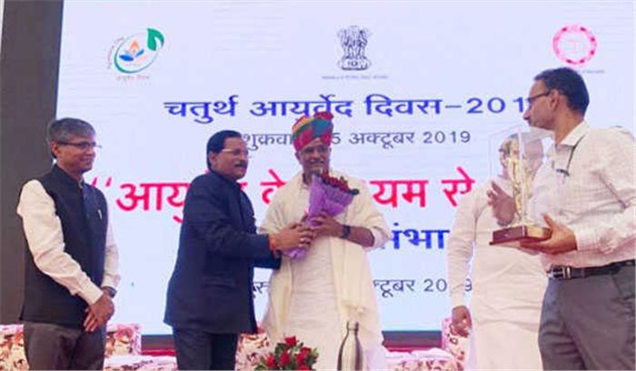 गंगा नदी के किनारे हरित पट्टी विकसित की जाएगी : शेखावत