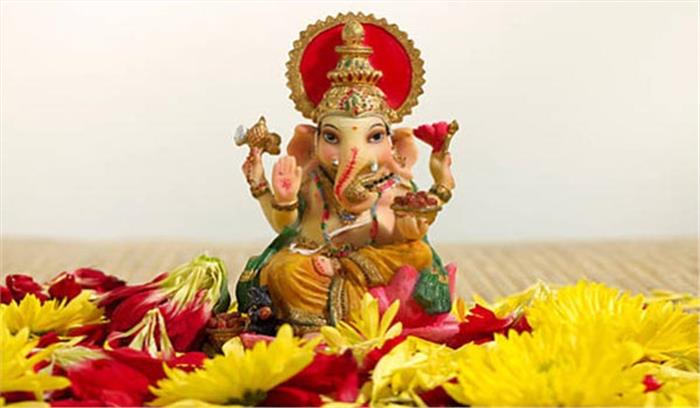 चाय की पत्ती से बना दिए गणेश