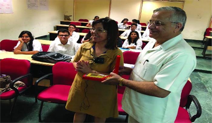 जीबीयू में यूएसए की प्रो. ने न्यायिक सेवा पर दिया व्याख्यान