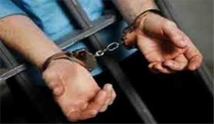 नोएडा में फर्जी पत्रकार गिरोह का भंडाफोड़, 4 गिरफ्तार