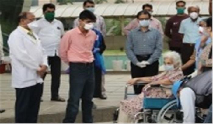 कोविड-19 : गौतमबुद्ध नगर में 8 मरीजों को अस्पताल से छुट्टी