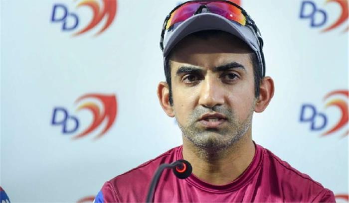 दिल्ली हिंसा : घायल पुलिसकर्मियों से मिलने पहुंचे गौतम गंभीर