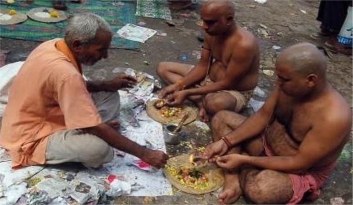 बिहार : गया में 250 वर्ष पुराने बही-खातों में दर्ज हैं पुरखों के हस्ताक्षर