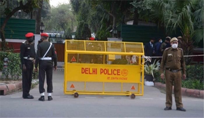 जनरल बिपिन रावत के दिल्ली स्थित आवास के आसपास सुरक्षा कड़ी