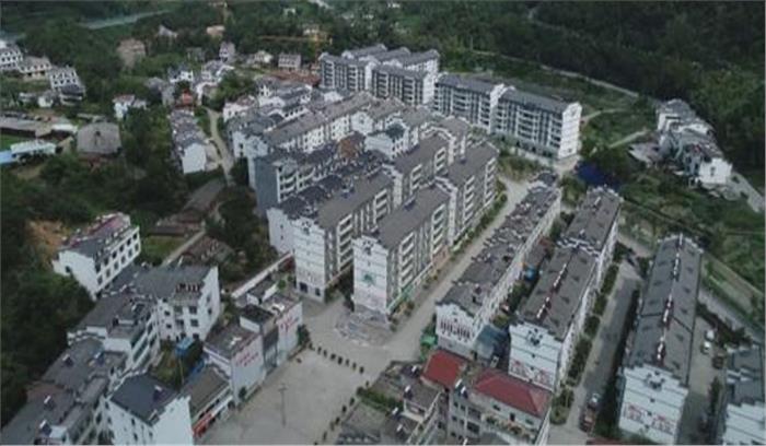 महासचिव जी! आप हमारे गांव का जीवन देखें : गांववासी महासचिव जी! आप हमारे गांव का जीवन देखें : गांववासी