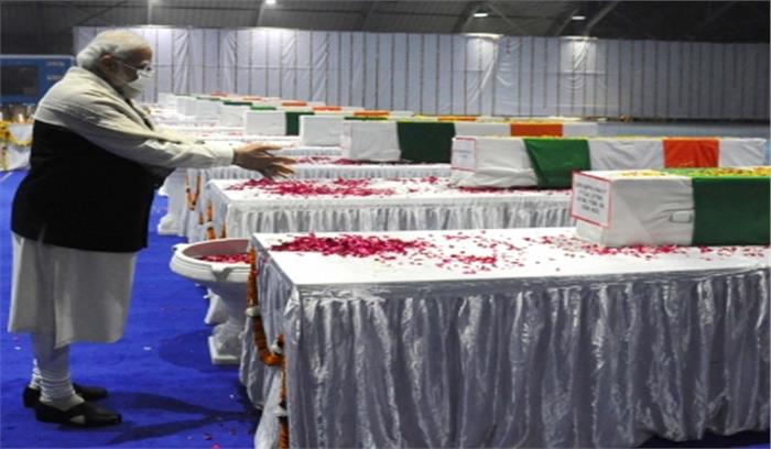 जांबाज जनरल को देश की भावभीनी श्रद्धांजलि, पालम हवाई अड्डे पर पहुंच प्रधानमंत्री ने किया नमन