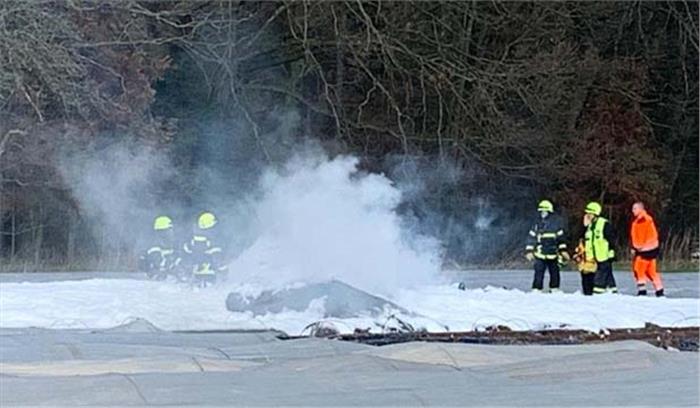 फ्रैंकफर्ट के पास विमान दुर्घटनाग्रस्त, 3 लोगों की मौत