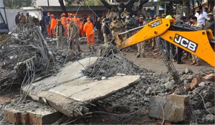 गाजियाबाद में श्मशान की छत गिरी, 19 लोगों की मौत, 20 जख्मी