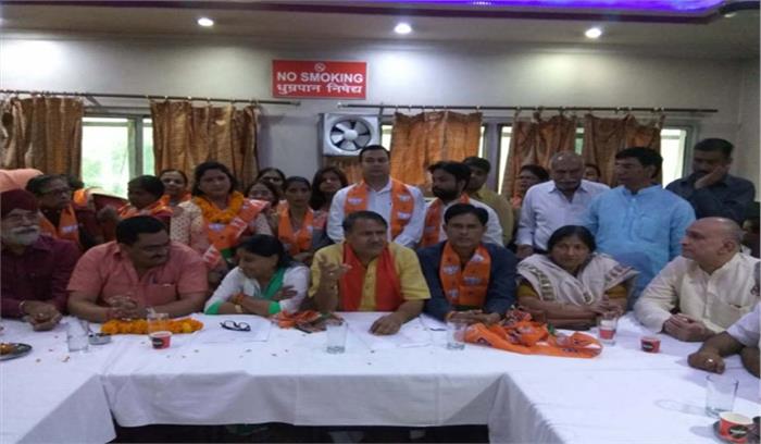 भाजपा का बसपा को झटका