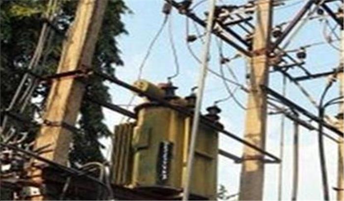  गाजीपुर में ट्रांसफार्मर फटने से छात्र की मौत, चार झुलसे