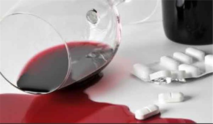 गाजीपुर में ड्रग्स व शराब से दूभर हो गया महिलाओं का जीवन