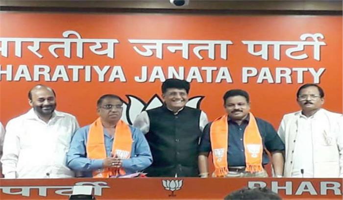 गोवा : कांग्रेस के 2 विधायक भाजपा में शामिल गोवा : कांग्रेस के 2 विधायक भाजपा में शामिल