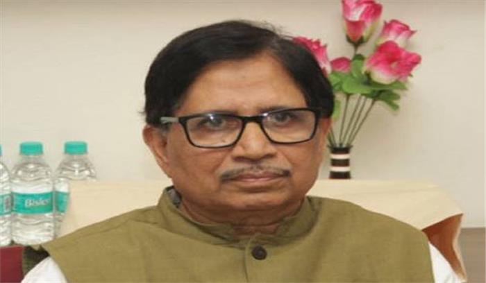 सीतारमण को पाक मुद्दों से निपटने के लिए इंदिरा गांधी से प्रेरणा लेनी चाहिए: शांताराम नाइक