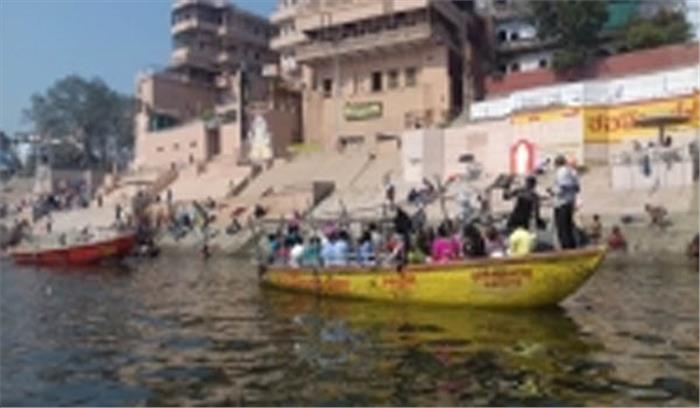 गंगा में शहनाई से राग मेघ बजाकर की बारिश की प्रार्थना