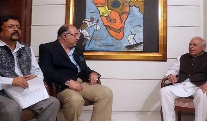 गोगोई मुद्दे पर बोले सिब्बल, कांग्रेस की गलतियों को न दोहराए मौजूदा सरकार